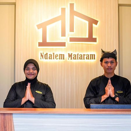 Ferienwohnung Ndalem Mataram Banyuwangi  Exterior foto