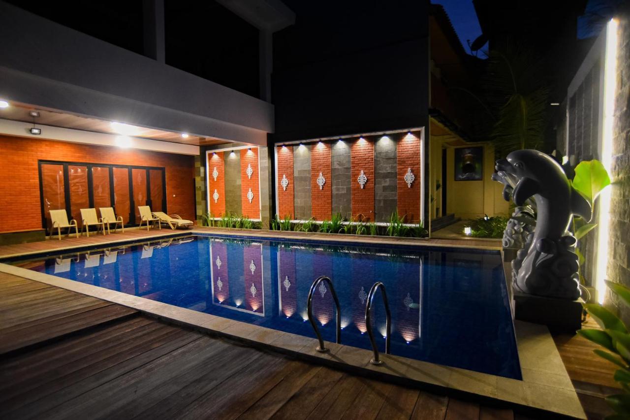 Ferienwohnung Ndalem Mataram Banyuwangi  Exterior foto